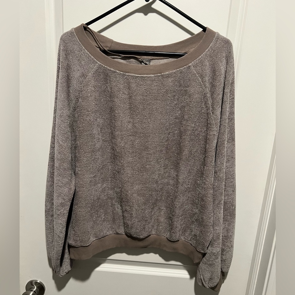 Ladies Prana cropped sweatshirt size L